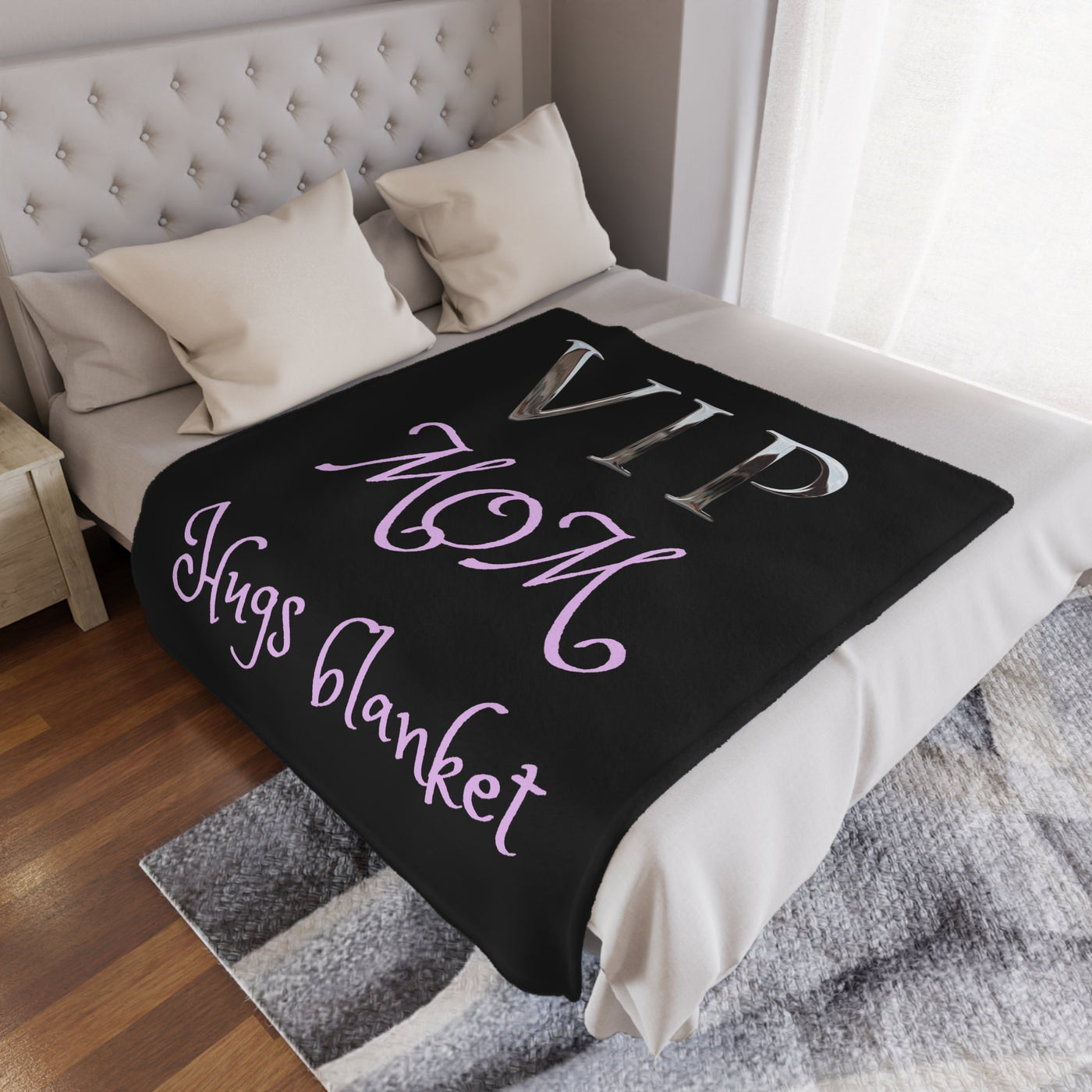 VIP MOM HUGHS Plush Blanket