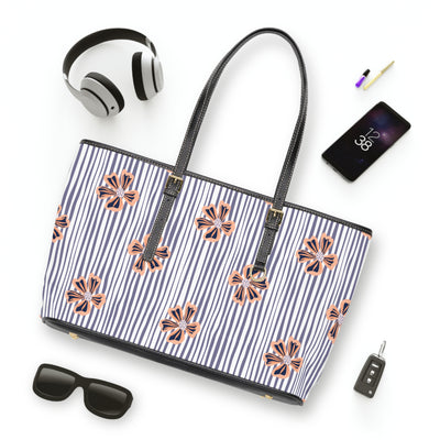 CHAMOMILE DREAMS: Endless floral elegance PU Leather Shoulder Weekender Tote Bag