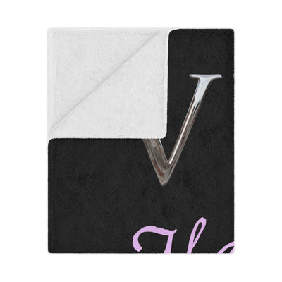 VIP MOM HUGHS Plush Blanket