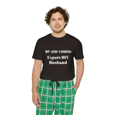 UP-AND-COMING EXPERT DIY HUSBAND Men's Short Sleeve Pajama Set