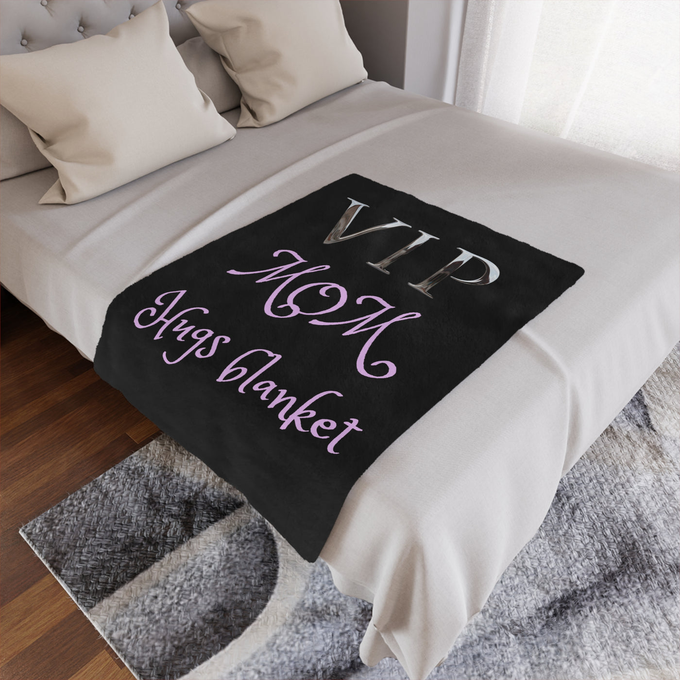 VIP MOM HUGHS Plush Blanket