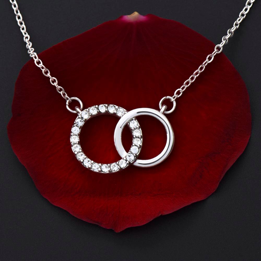 FLAME-KISSED Circles Necklace